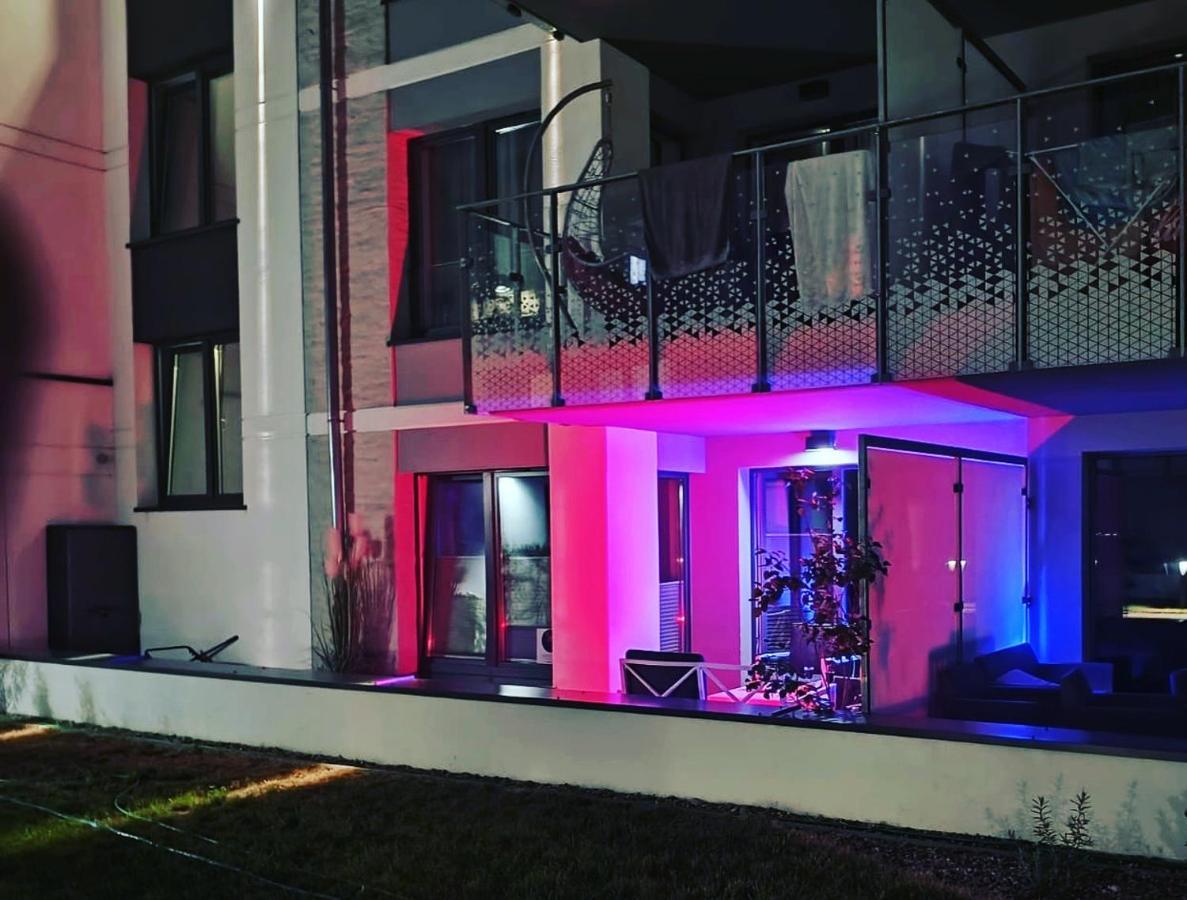 Nadmorskie Tarasy Pink&blue Z Prywatnym Tarasem Basen Kryty&zewnetrzny Infinity Silownia Sala Zabaw Apartment Kolobrzeg